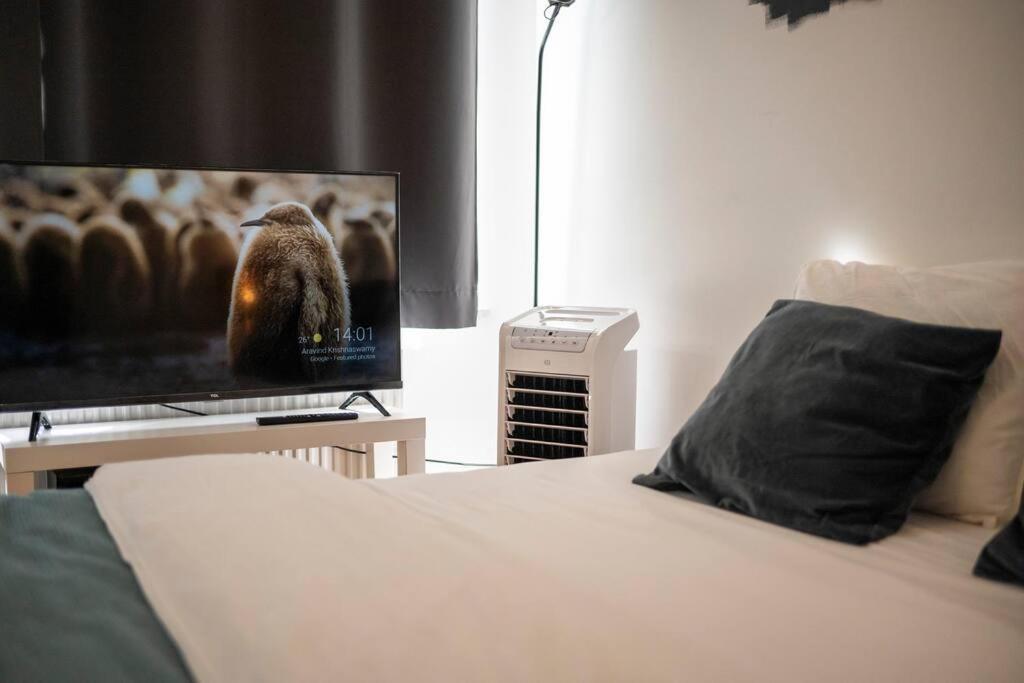 Superb 3 Bedroom & 3 Bathroom Duplex In Brussels City Centre Dış mekan fotoğraf