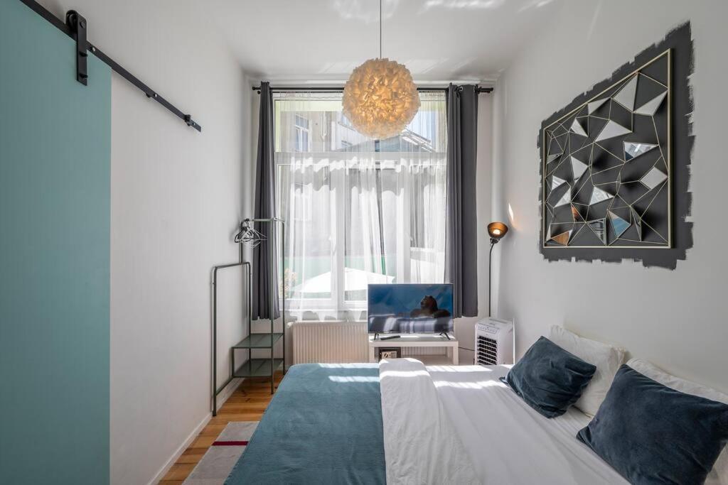 Superb 3 Bedroom & 3 Bathroom Duplex In Brussels City Centre Dış mekan fotoğraf