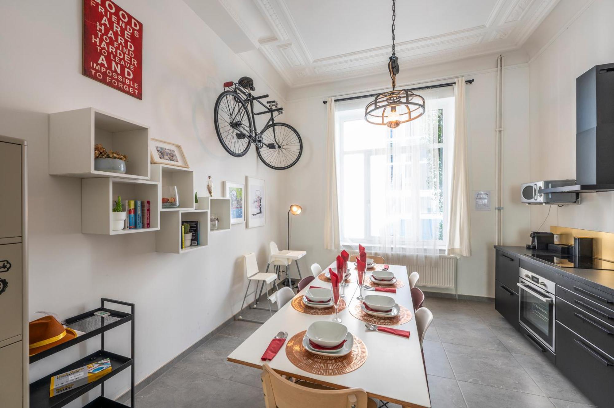 Superb 3 Bedroom & 3 Bathroom Duplex In Brussels City Centre Dış mekan fotoğraf